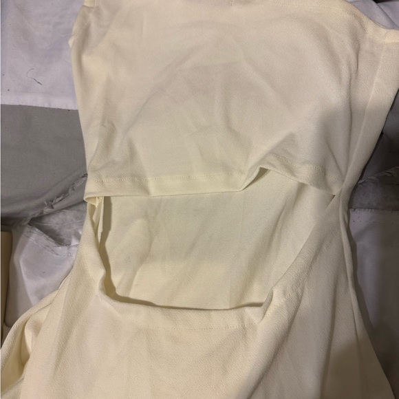 Muse - Picture 2 of 3